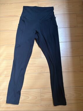 Quince Black High-Waist Leggings